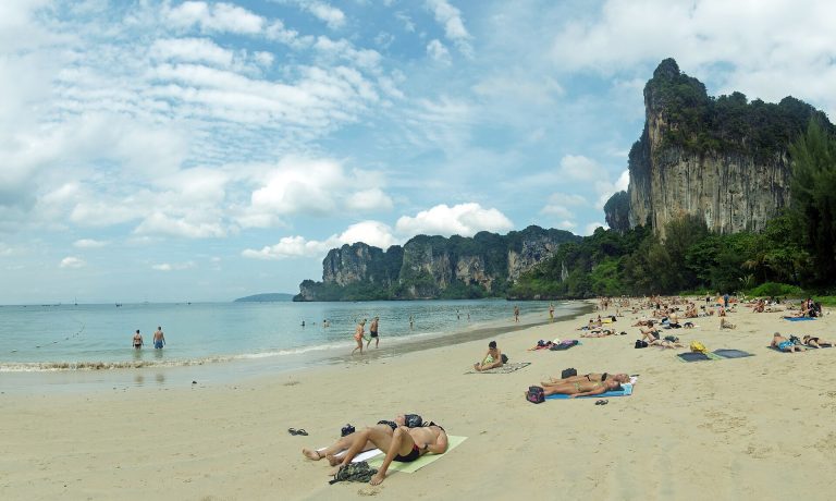 La plage de Railay, Krabi