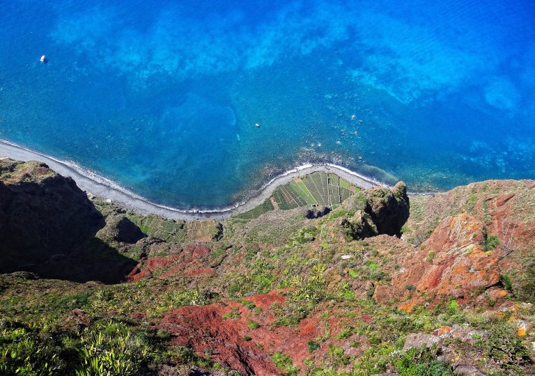La falaise de Cabo Girao a Madere, Portugal